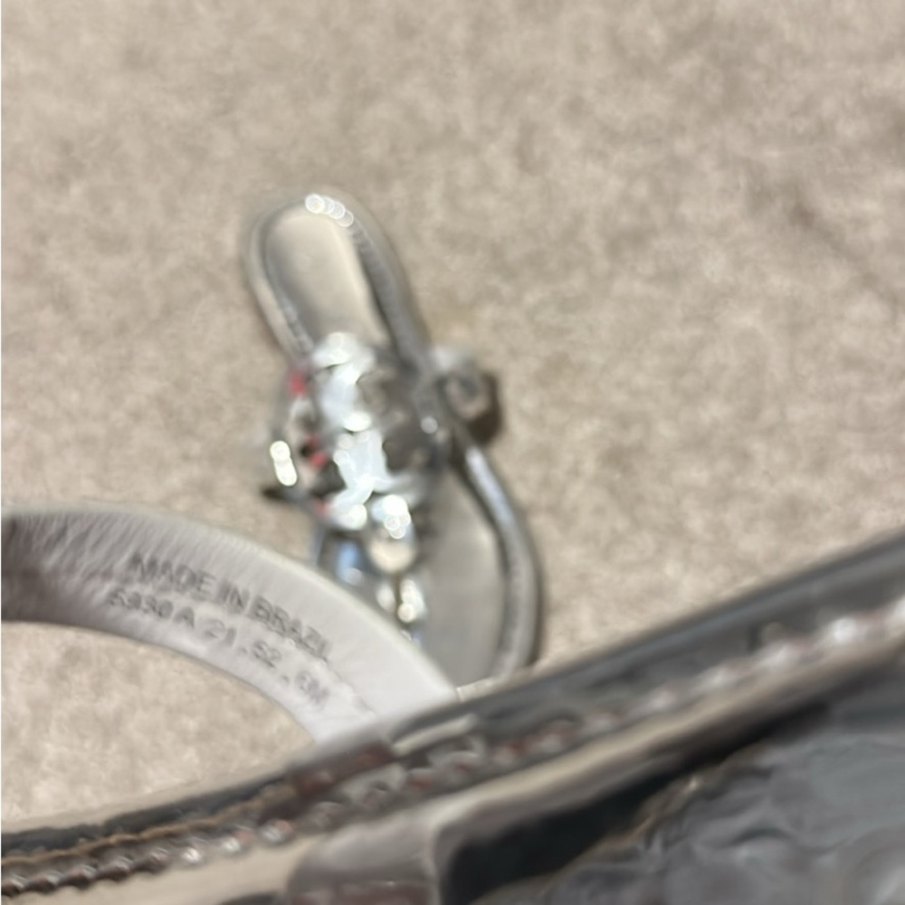 Tory Burch Metallic Silver Logo Thong Sandals - Picture 4 of 4